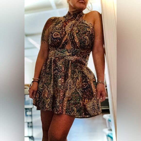 Paisley Halter Neck Romper/Dress - Picture 3 of 8